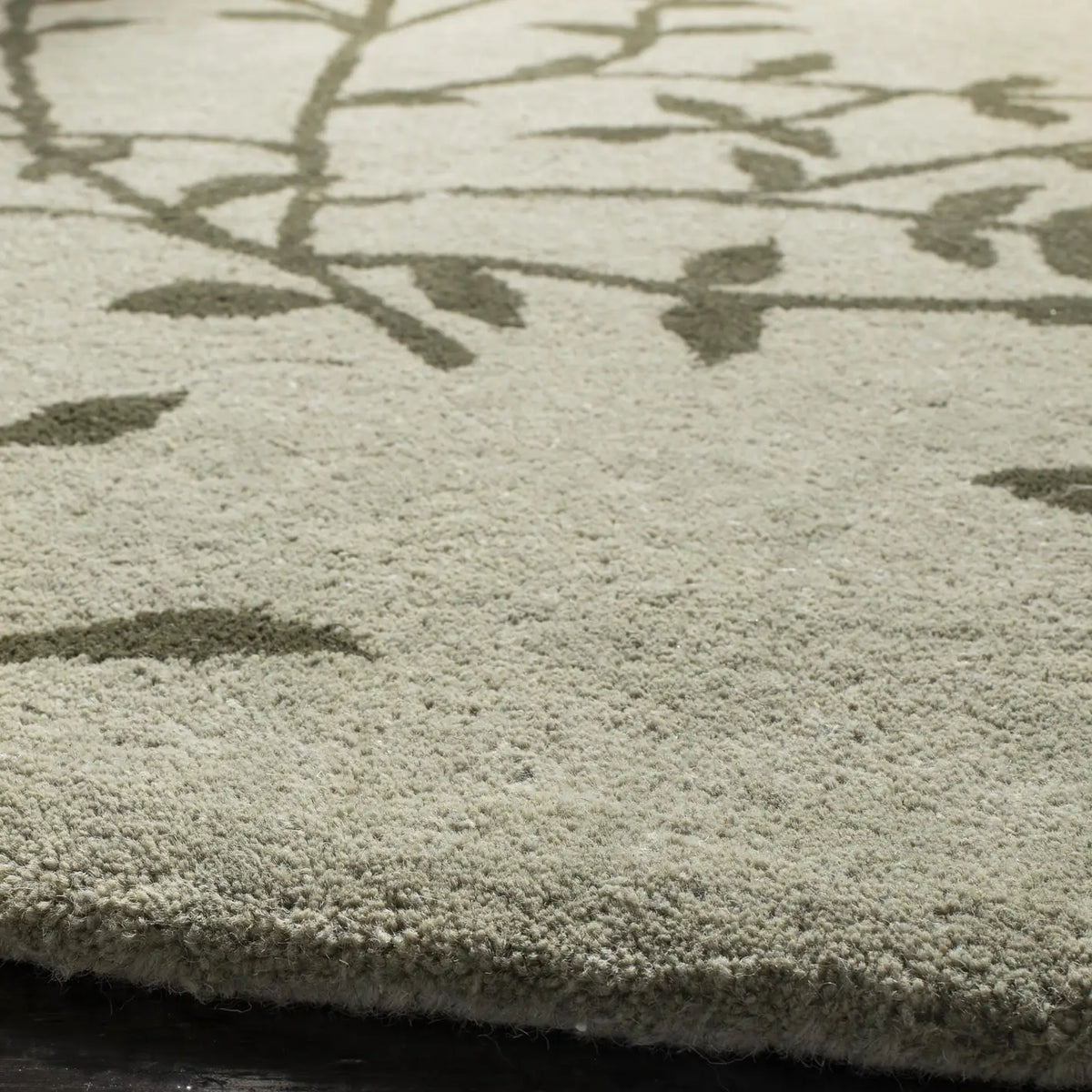 Safavieh Soho 6'-0" x 6'-0" Rug in Green / Multi
