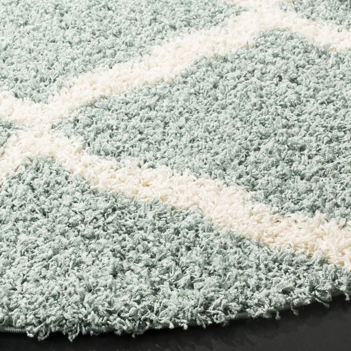 Safavieh Sgd-Dallas Shag 6'-0" x 6'-0" Rug in Seafoam / Ivory