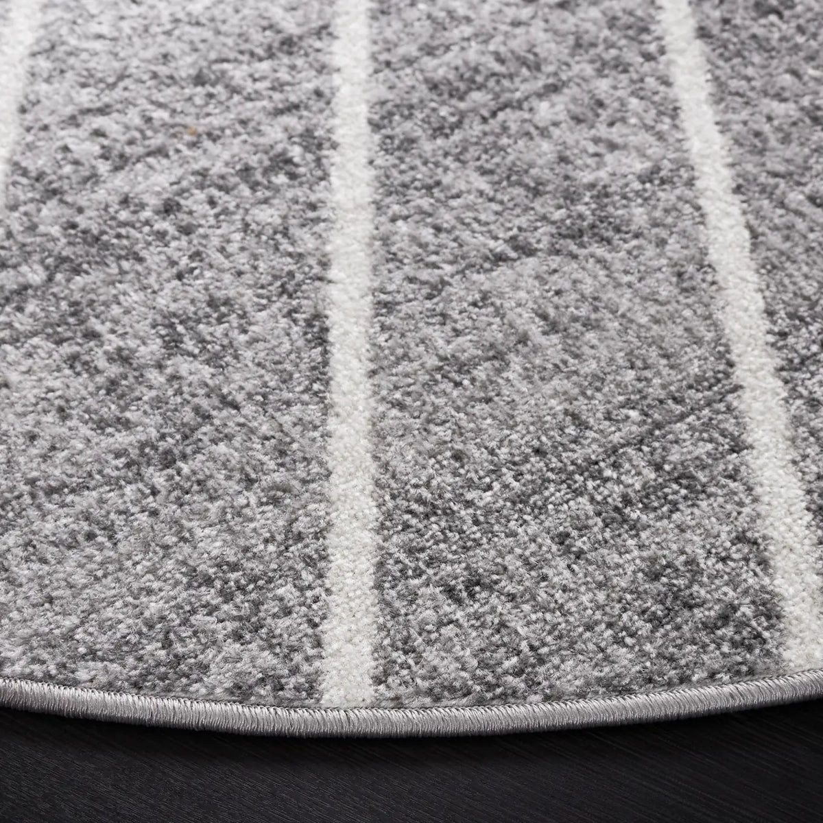 Safavieh Adirondack 6'-0" x 6'-0" Rug in Dark Grey / Ivory