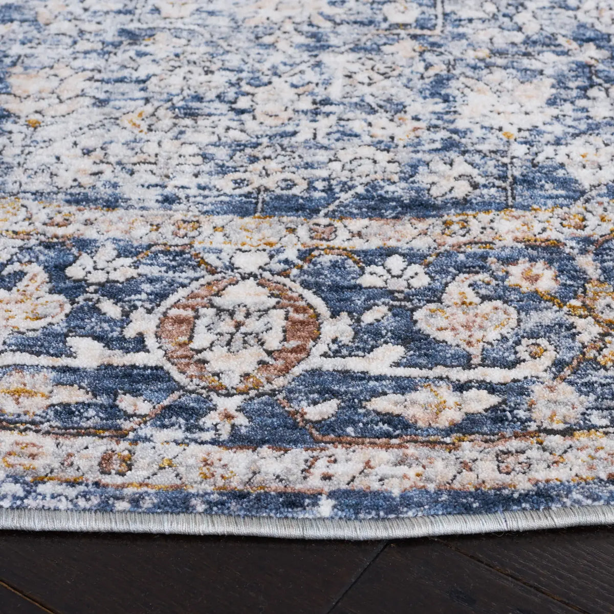 Safavieh Moondust 600 6'-0" x 6'-0" Rug in Ivory / Blue