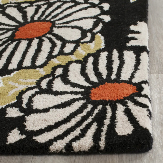 Safavieh Bella 2'-3" x 7'-0" Rug in Black / Multi