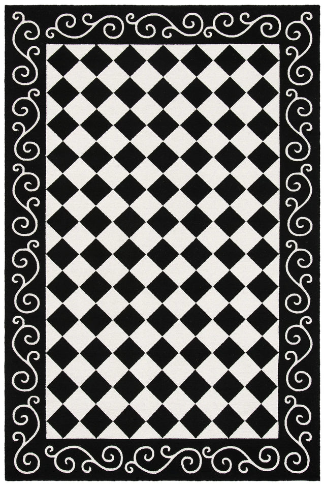 Safavieh Chelsea 5'-3" x 8'-3" Rug in Black / Ivory