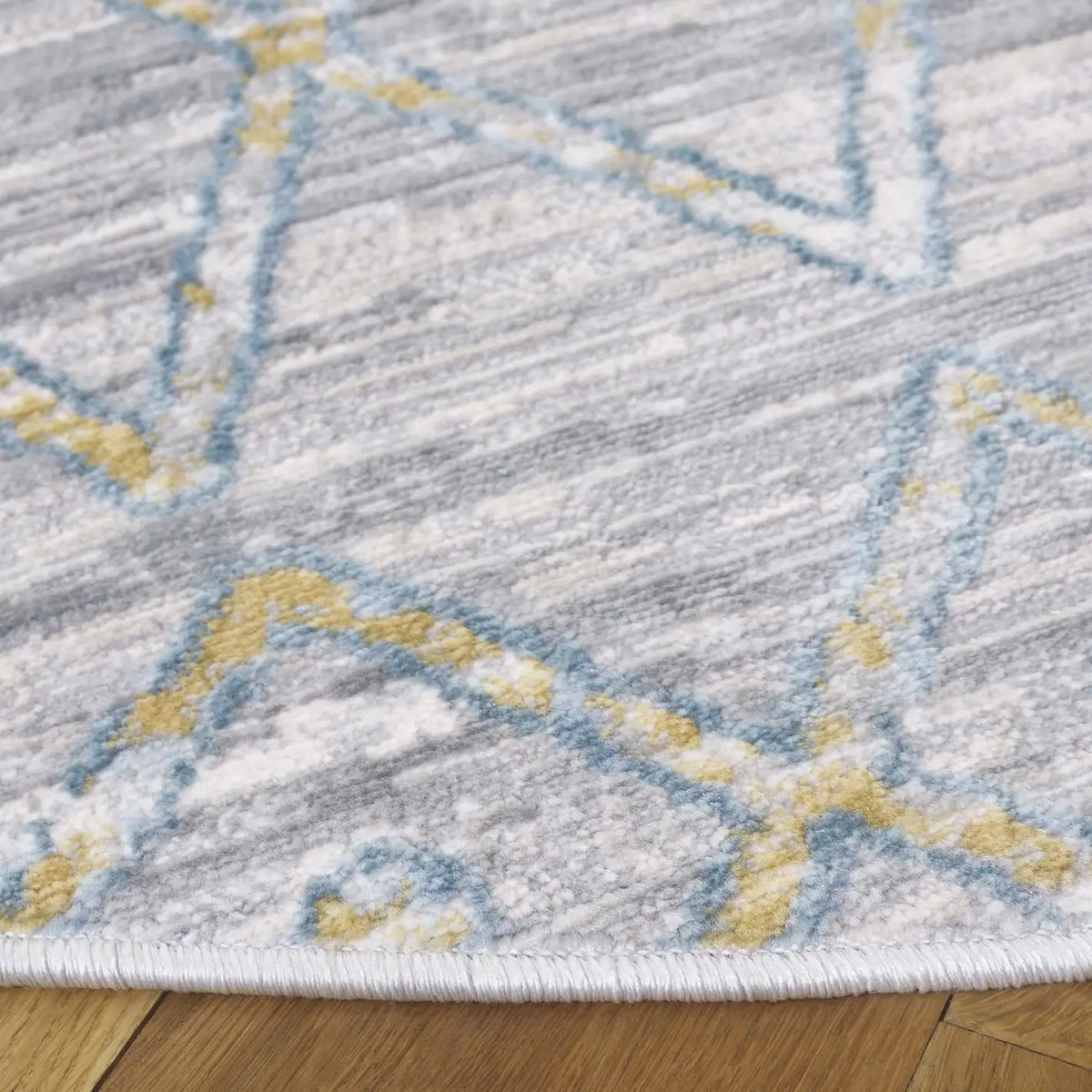 Safavieh Lagoon 6'-7" x 6'-7" Rug in Grey / Blue