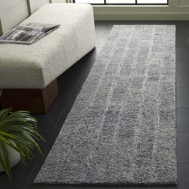 Safavieh Harvest 2'-3" x 9'-0" Rug in Grey
