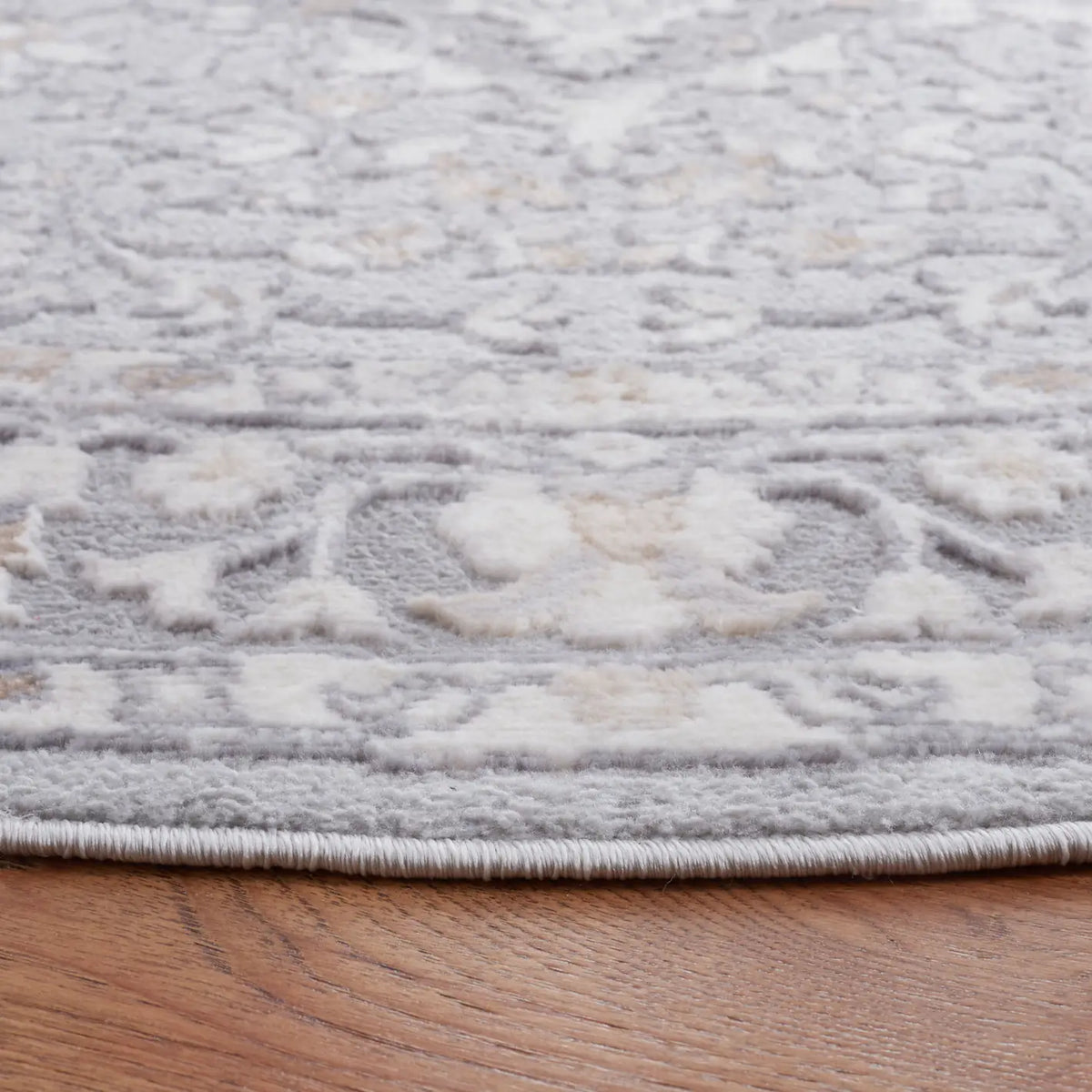 Safavieh Eternal 6'-7" x 6'-7" Rug in Grey / Beige