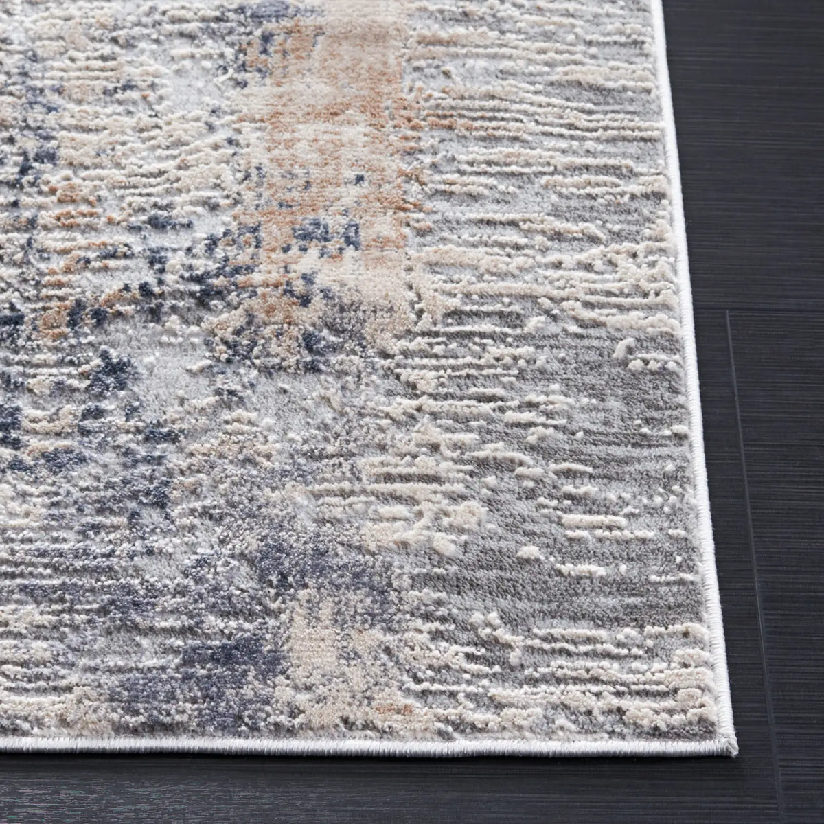 Safavieh Vogue 4'-0" x 6'-0" Rug in Beige / Grey