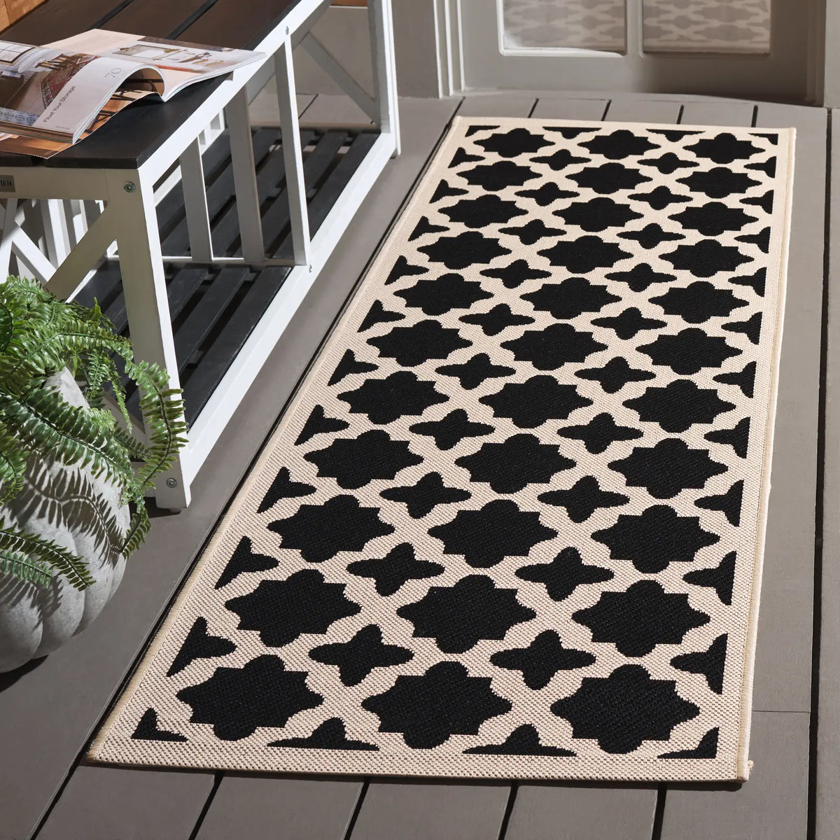 Safavieh Courtyard 2'-3" x 10'-0" Rug in Black / Beige