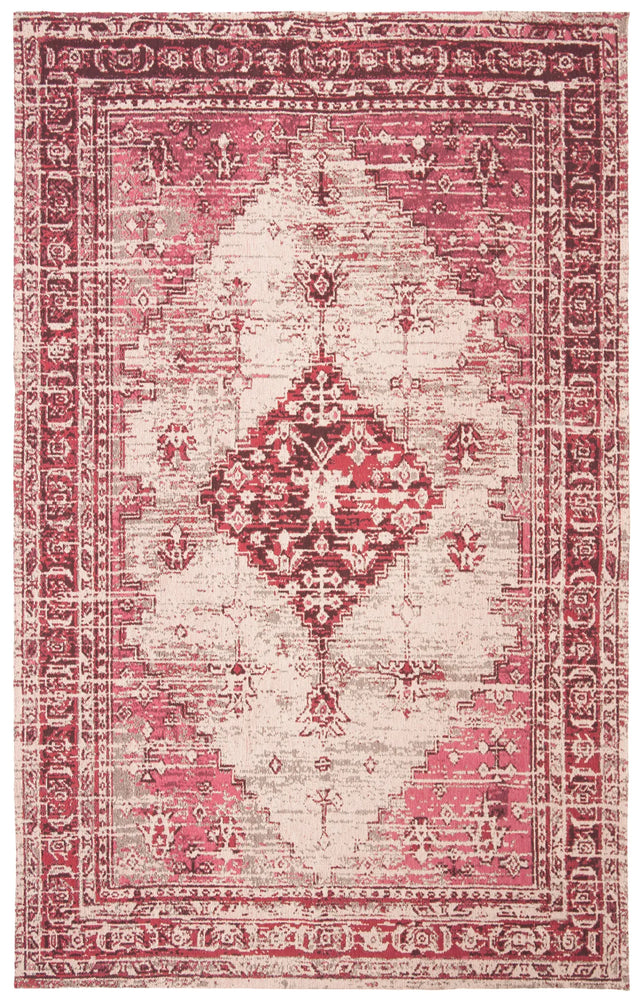 Safavieh Classic Vintage 5'-0" x 8'-0" Rug in Fuchisa