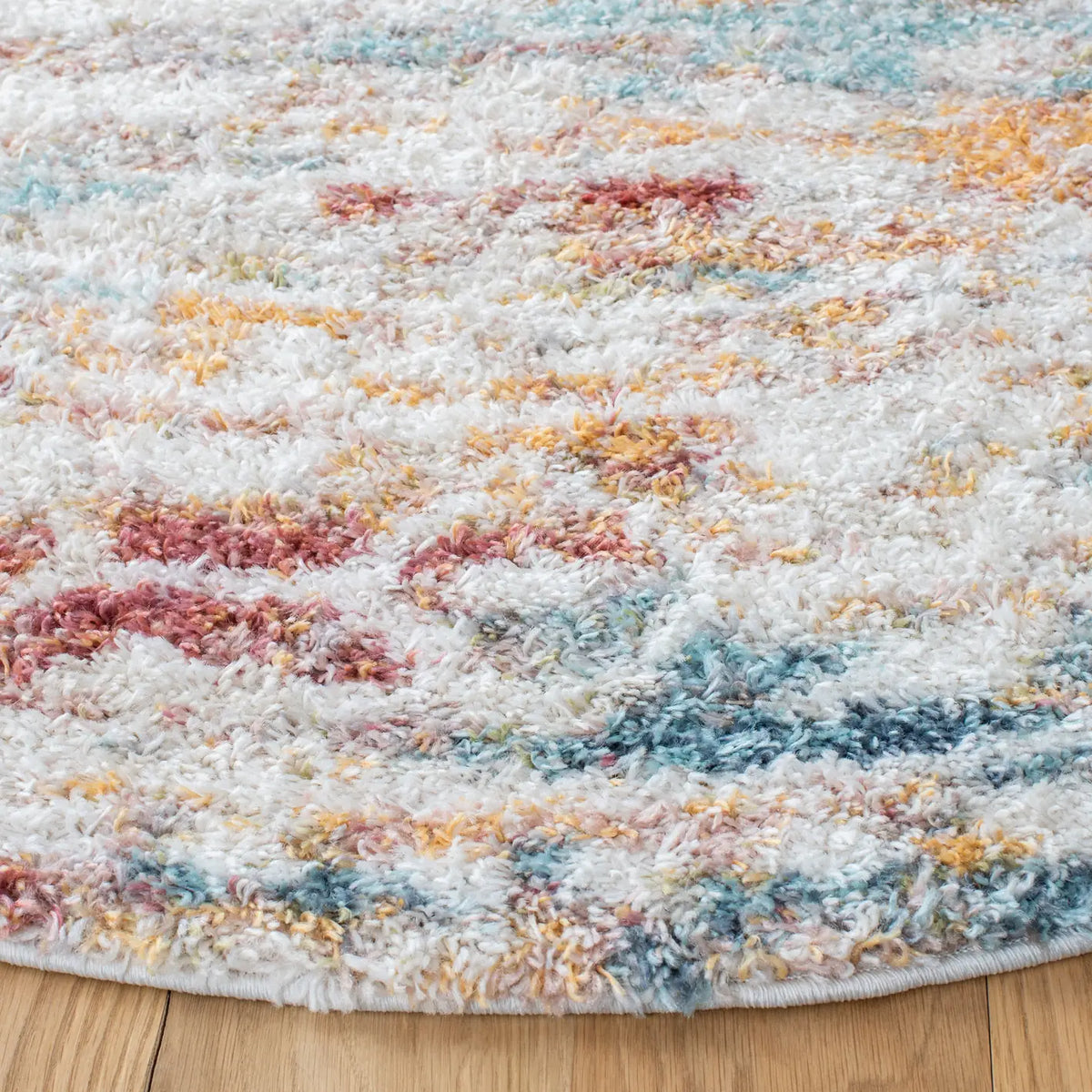Safavieh Calista 6'-7" x 6'-7" Rug in Ivory / Beige