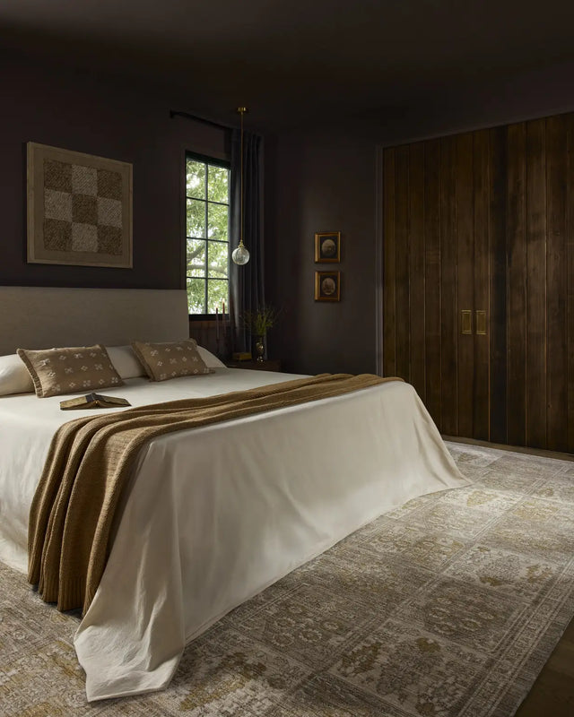 Loloi Elora ELR-07 Traditional Power Loomed Mushroom, Ochre Rug - room scene 1