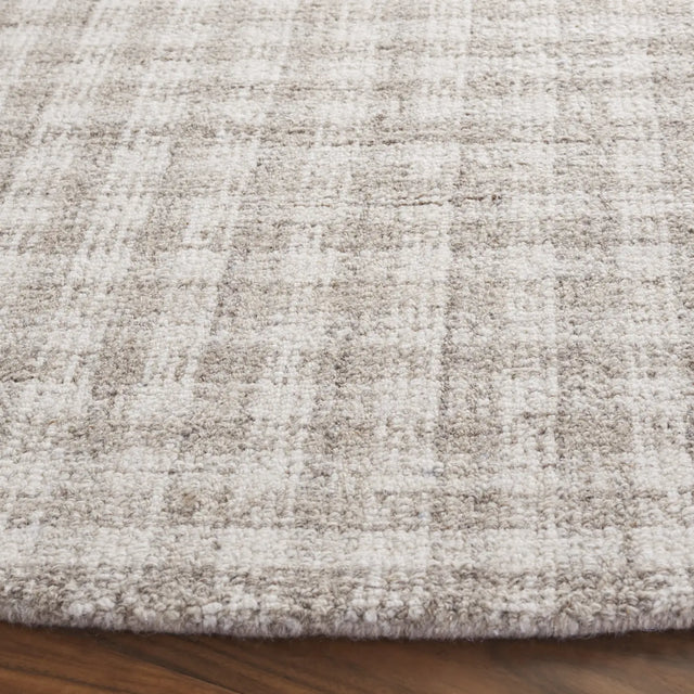 Safavieh Ebony 6'-0" x 6'-0" Rug in Beige / Ivory