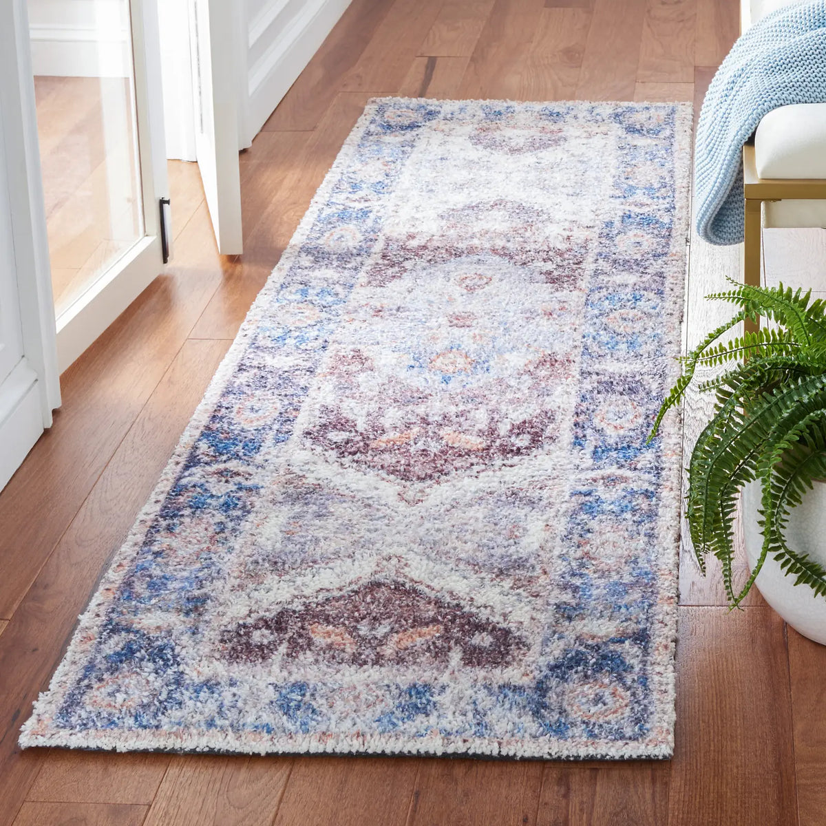 Safavieh Classic Vintage 2'-3" x 8'-0" Rug in Rust / Blue