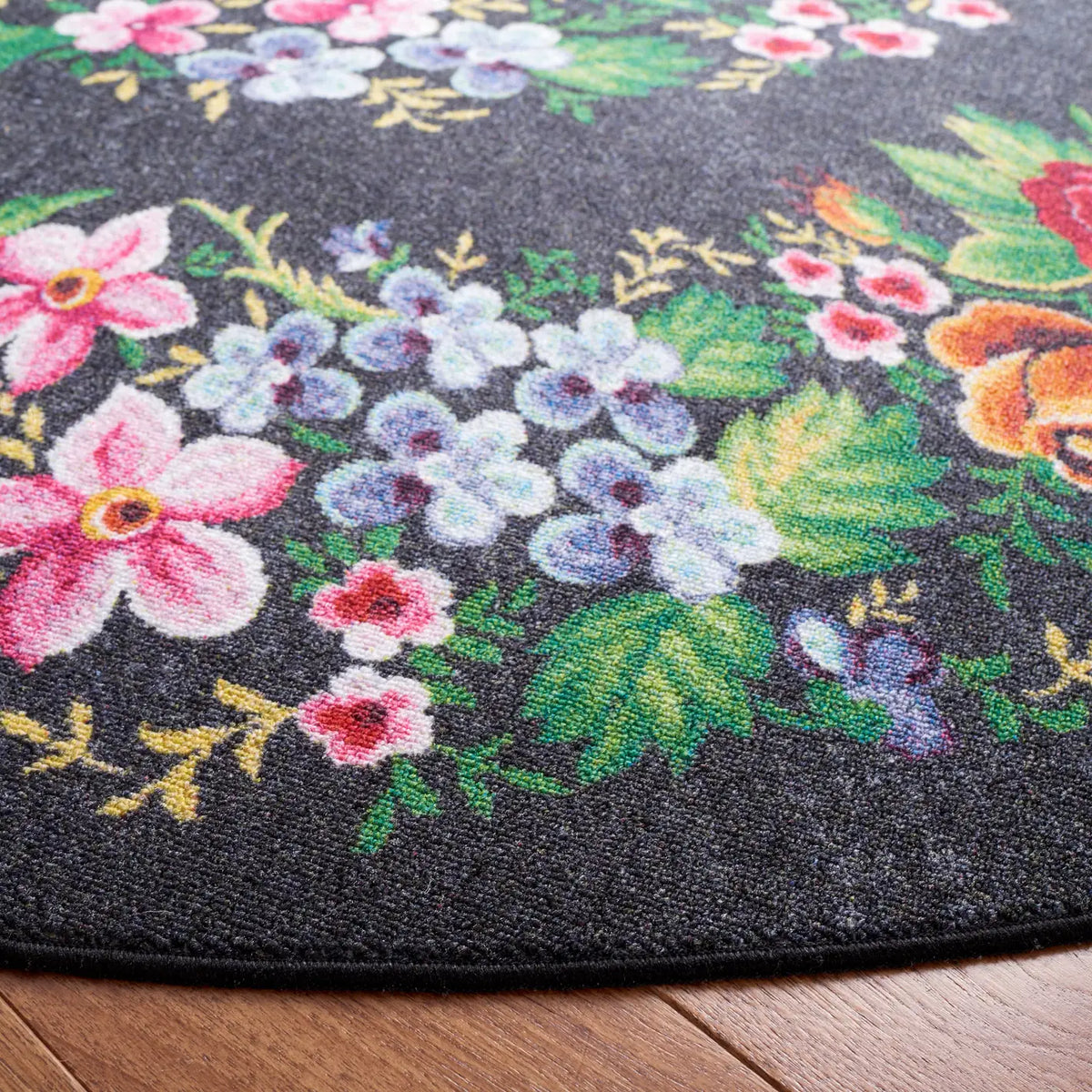 Safavieh Journey 6'-7" x 6'-7" Rug in Charcoal / Green