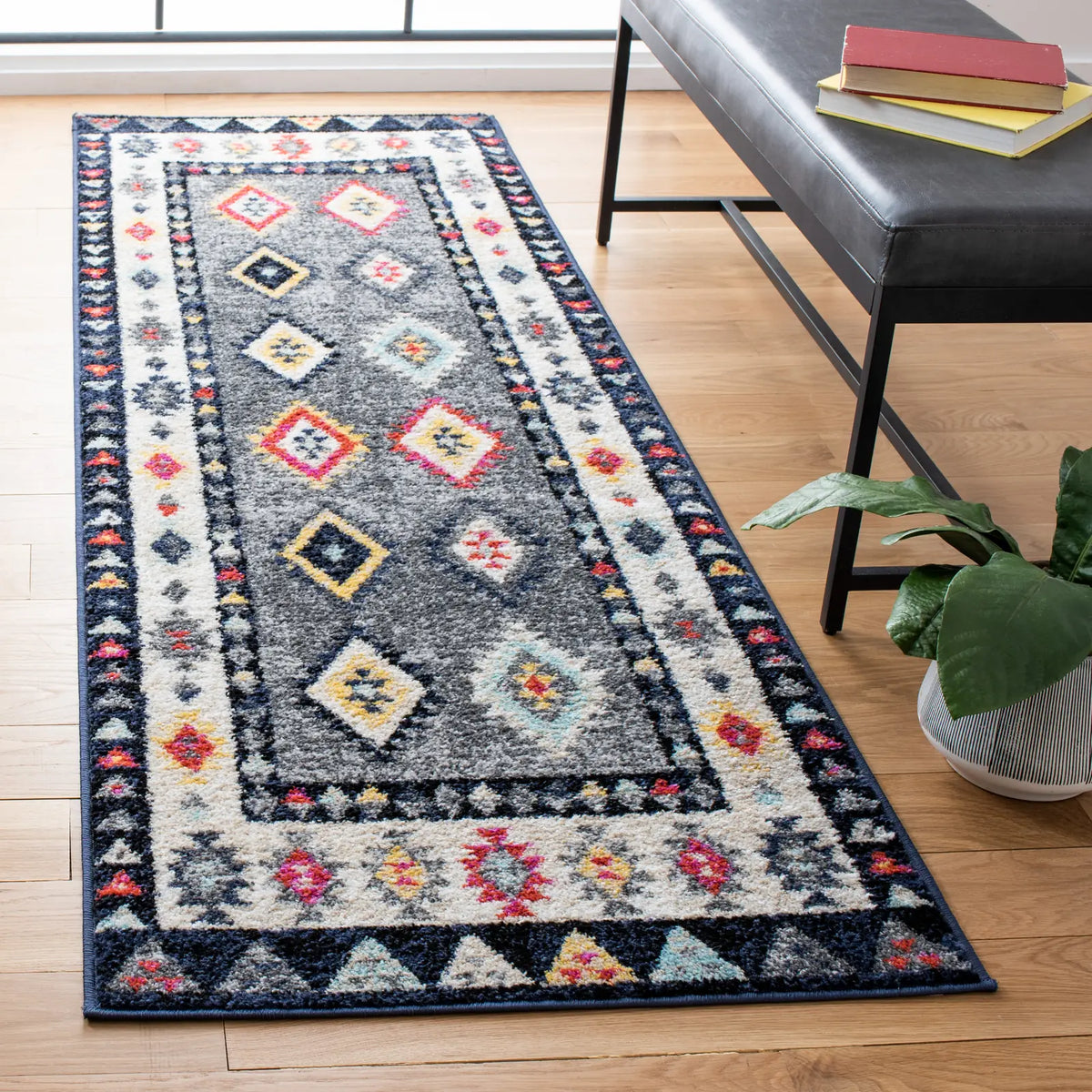 Safavieh Adirondack 2'-6" x 8'-0" Rug in Grey / Ivory