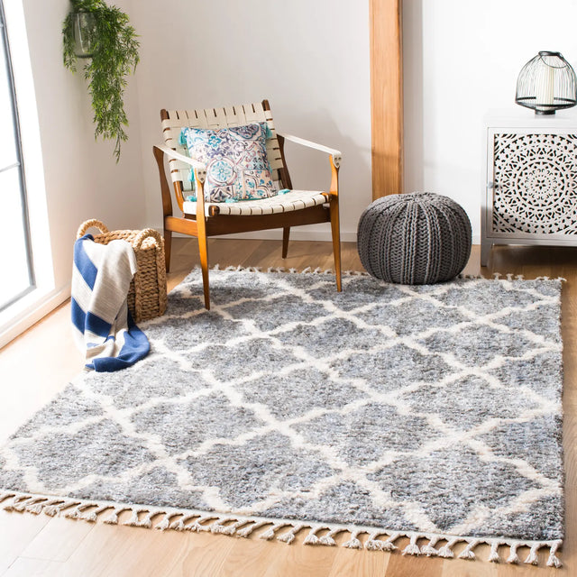 Safavieh Berber Fringe Shag 5'-3" x 7'-6" Rug in Grey / Cream