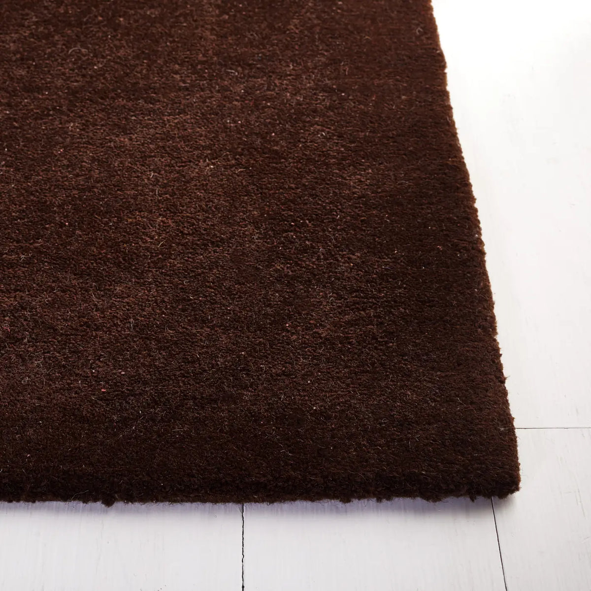 Safavieh Soho 5'-0" x 8'-0" Rug in Brown / Multi