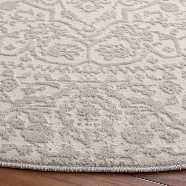 Safavieh Reflection 6'-7" x 6'-7" Rug in Ivory / White