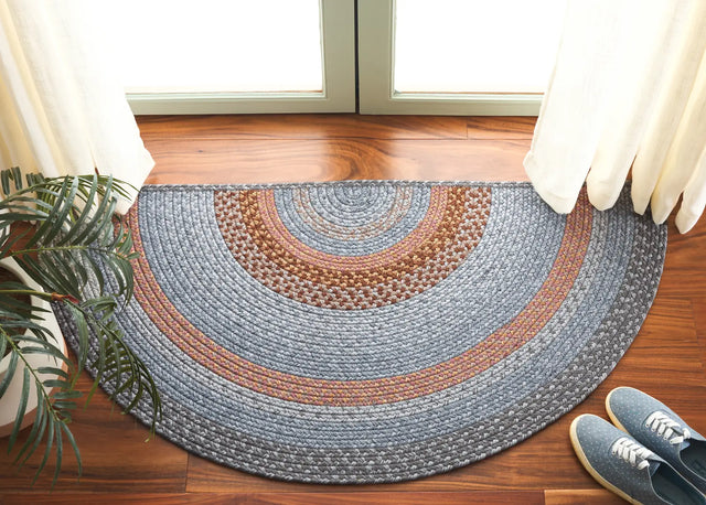 Safavieh Braided 2'-0" x 4'-0" Rug in Grey / Rust