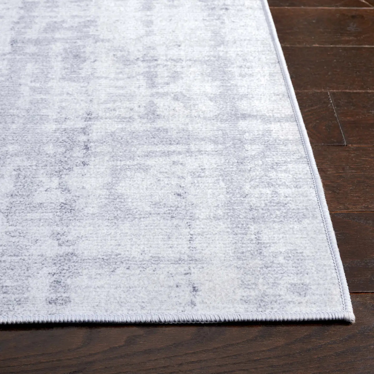 Safavieh Tacoma 4'-0" x 6'-0" Rug in Light Grey / Grey