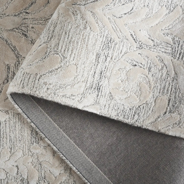 Safavieh Glamour 4'-0" x 6'-0" Rug in Grey / Beige