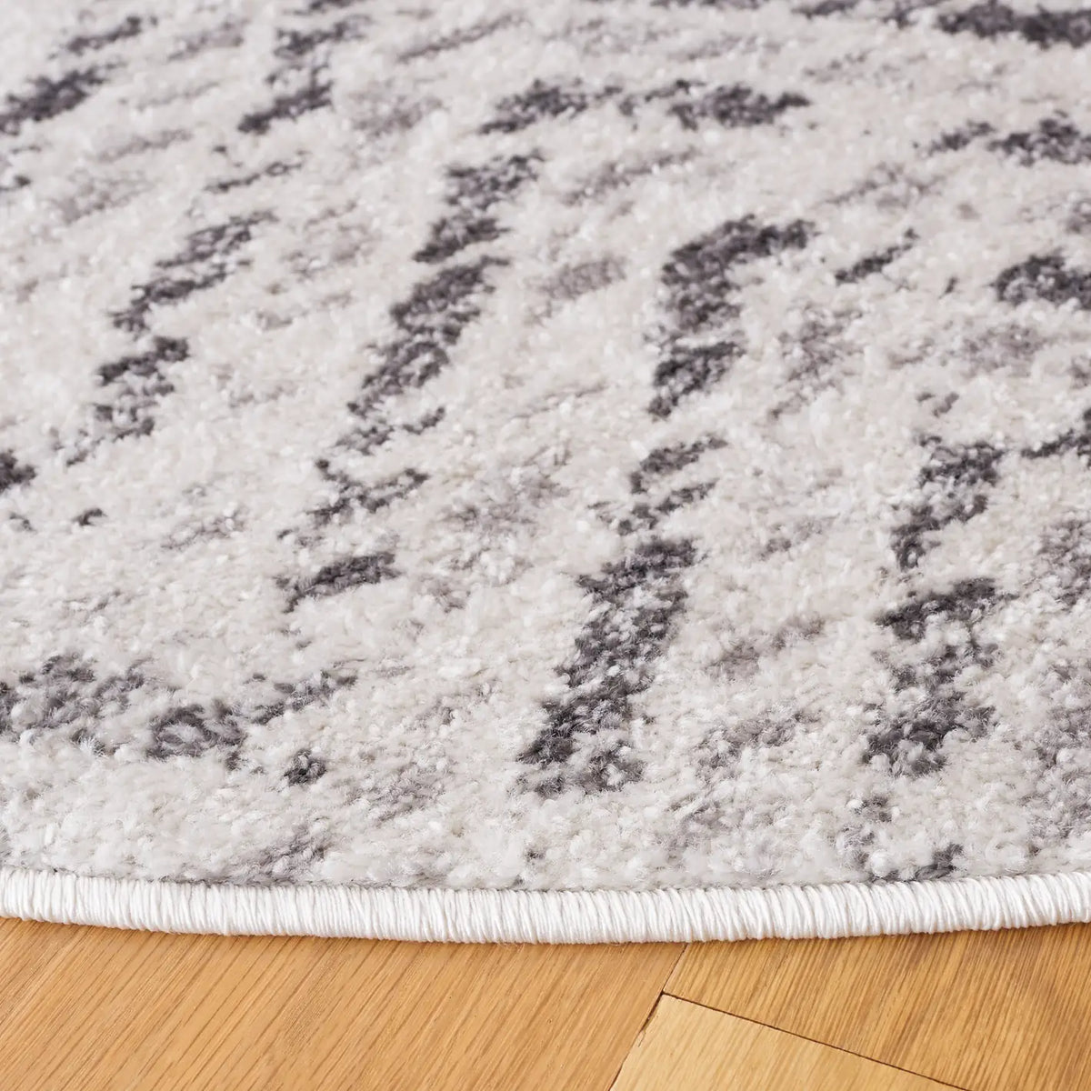 Safavieh Adirondack 6'-0" x 6'-0" Rug in Ivory / Charcoal