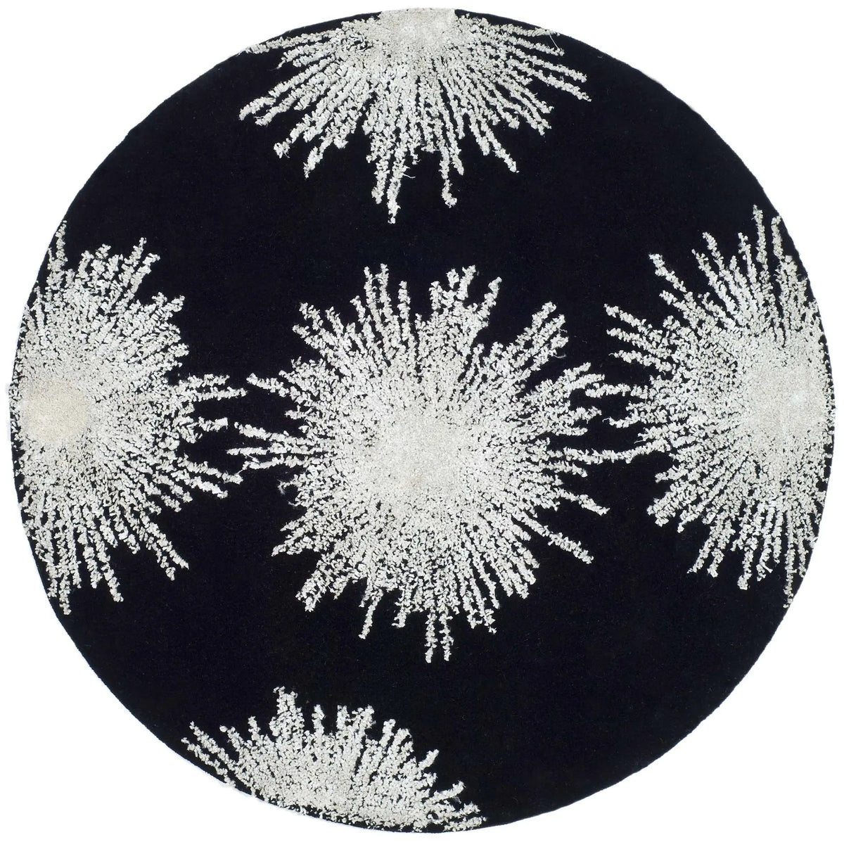Safavieh Soho 6'-0" x 6'-0" Rug in Black / White