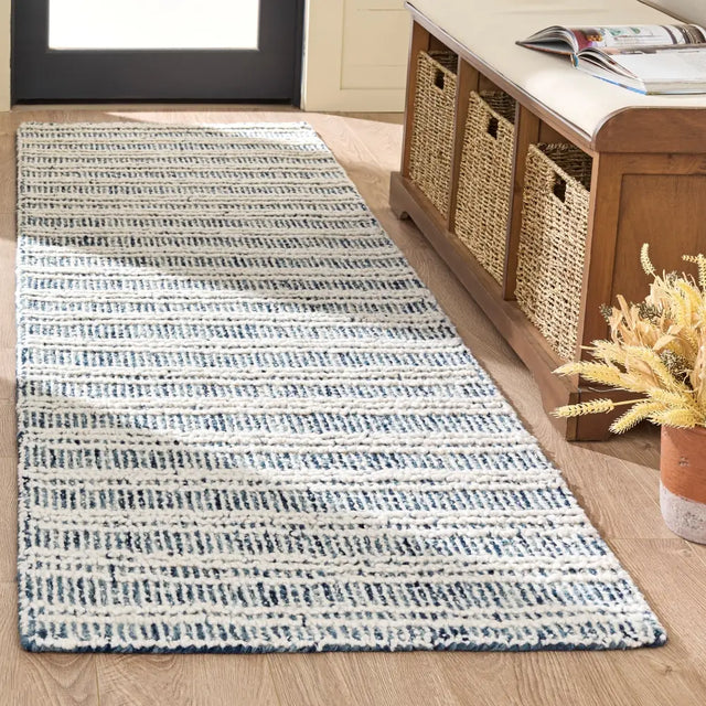 Safavieh Metro 2'-3" x 8'-0" Rug in Navy / Ivory