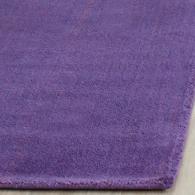 Safavieh Himalaya 2'-3" x 10'-0" Rug in Purple
