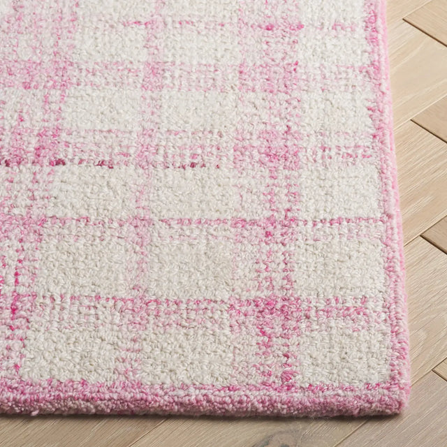 Safavieh Abstract 4'-0" x 6'-0" Rug in Ivory / Pink