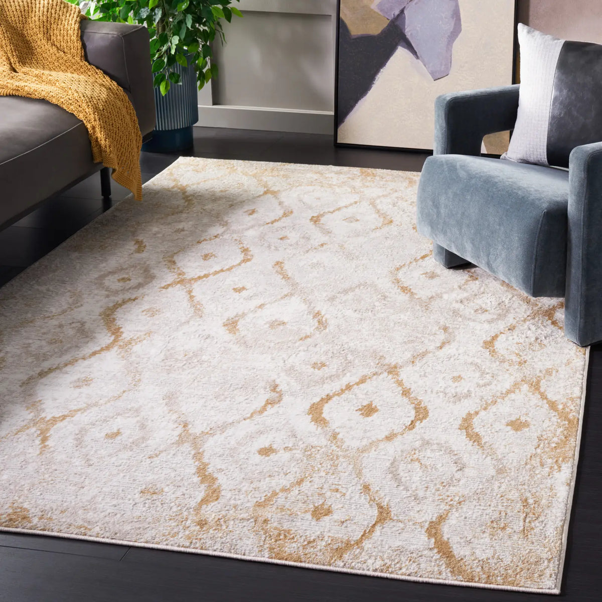 Safavieh Meadow 500 4'-0" x 6'-0" Rug in Ivory / Gold