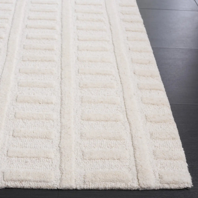 Safavieh Mykonos 4'-0" x 6'-0" Rug in Ivory