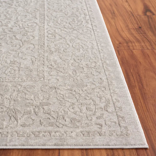 Safavieh Reflection 5'-1" x 7'-6" Rug in Ivory / Beige