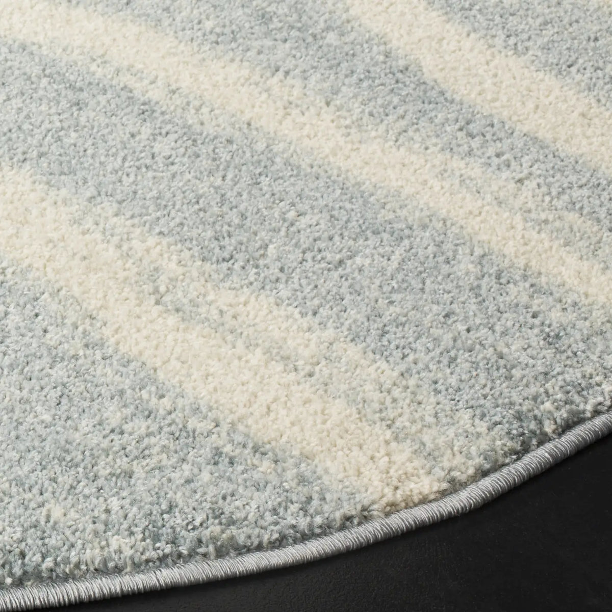 Safavieh Adirondack 6'-0" x 6'-0" Rug in Cream / Slate