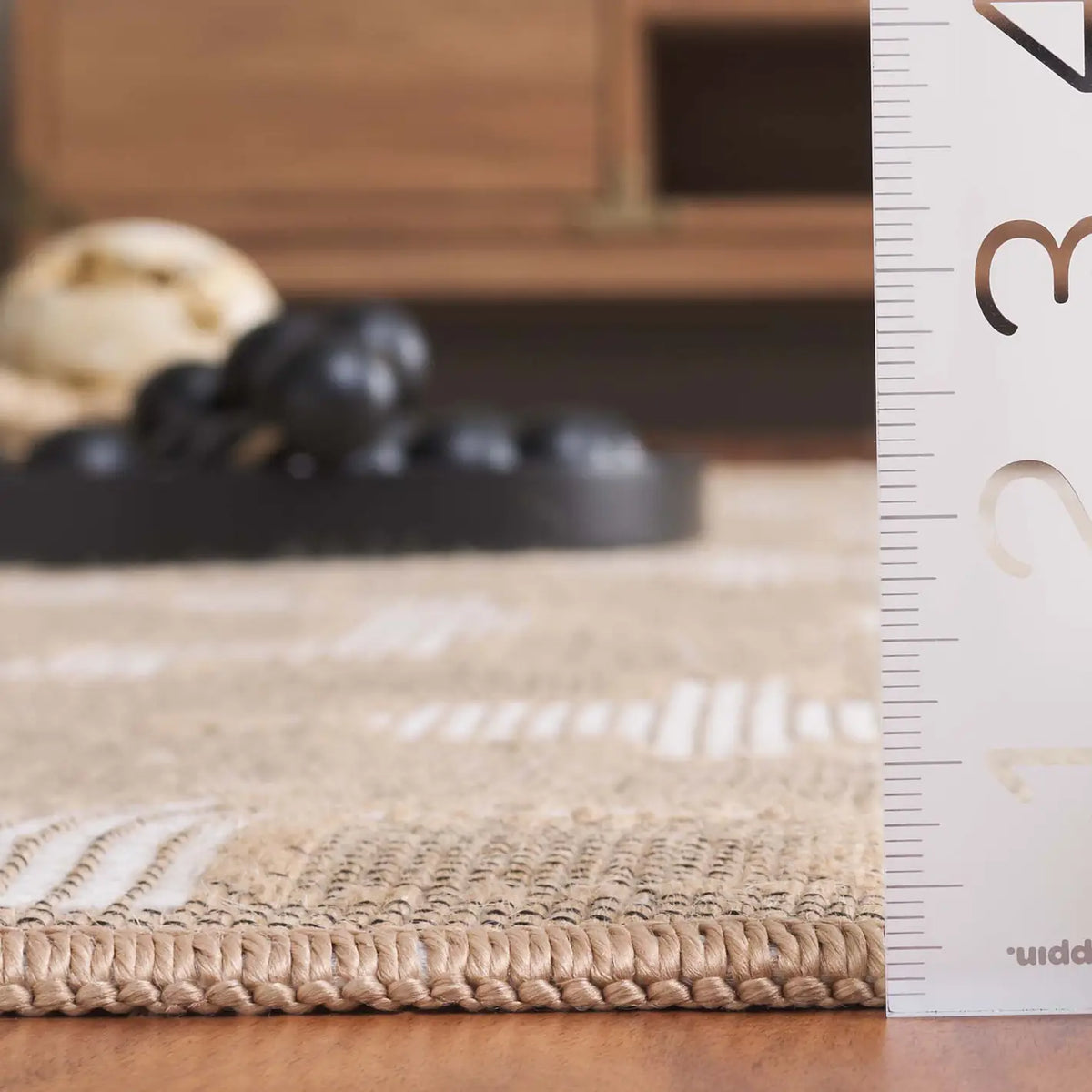 Safavieh Aspect 5'-3" x 7'-6" Rug in Natural / Ivory