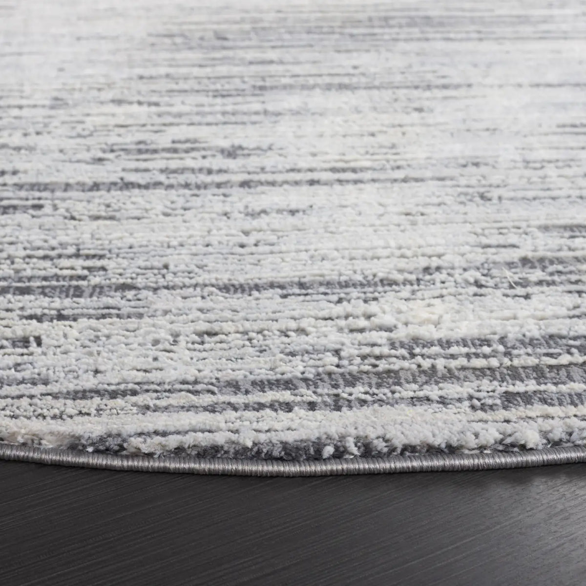 Safavieh Revive 6'-7" x 6'-7" Rug in Grey