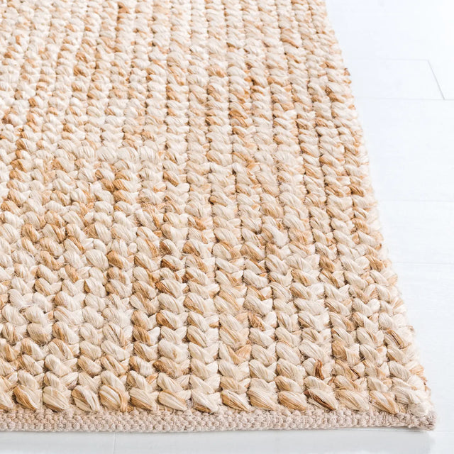 Safavieh Natural Fiber 4'-0" x 6'-0" Rug in Natural / Bleach