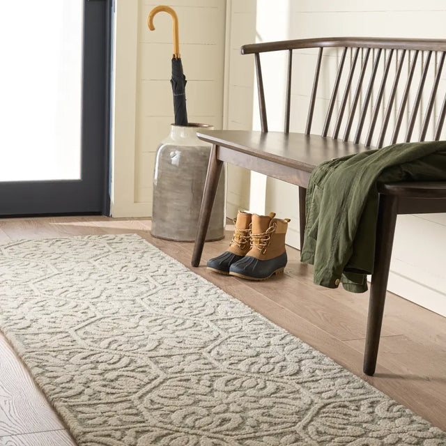 Safavieh Martha Stewart 2'-3" x 8'-0" Rug in Light Green / Ivory