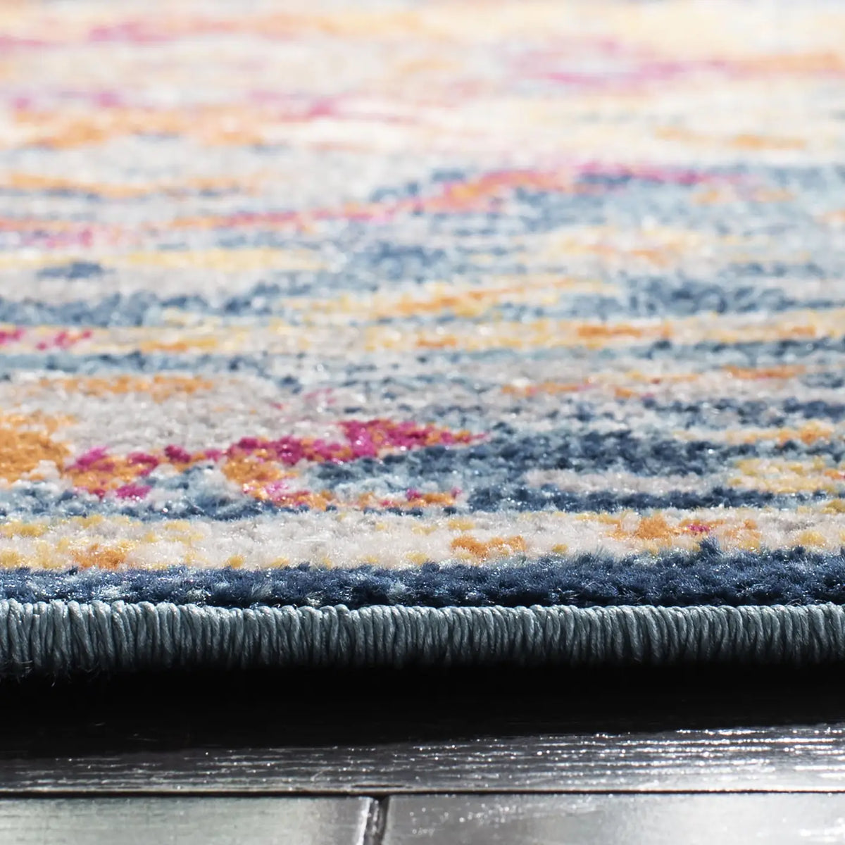 Safavieh Madison 5'-1" x 5'-1" Rug in Teal / Fuchsia