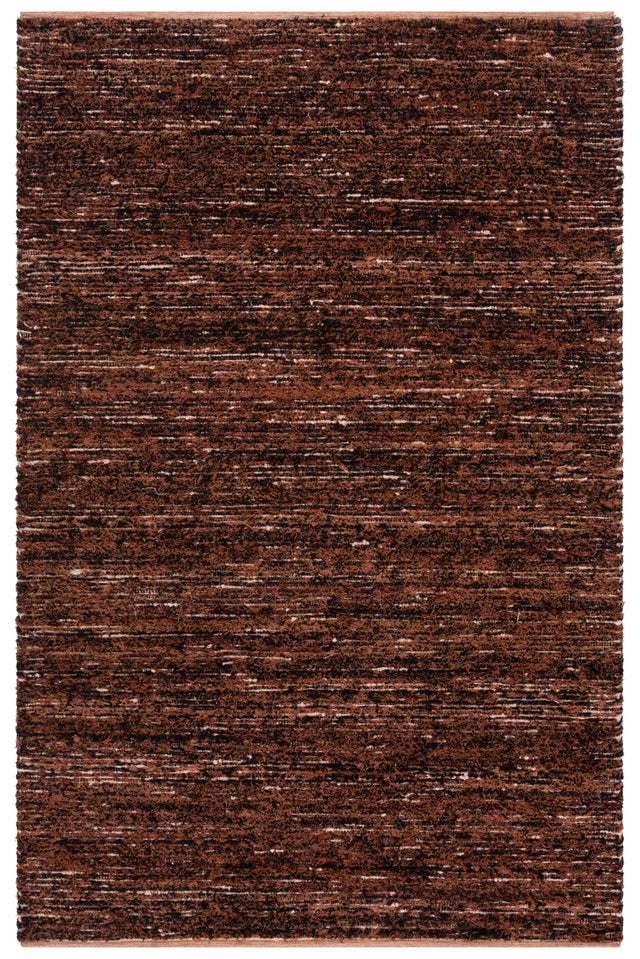 Safavieh Montauk 4'-0" x 6'-0" Rug in Rust / Black