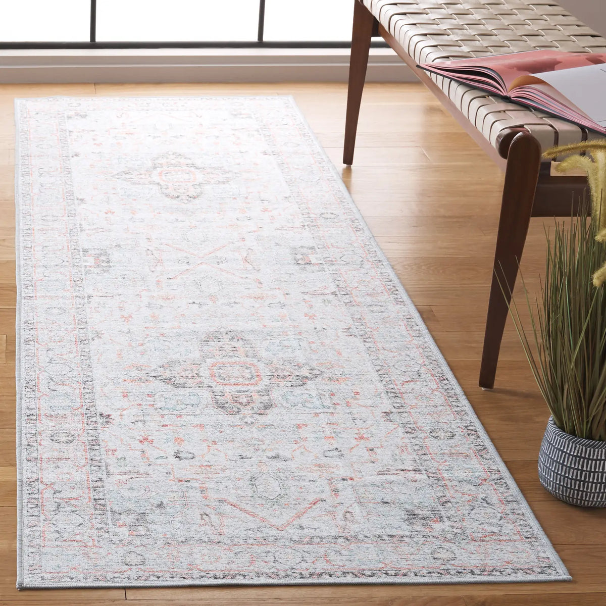 Safavieh Arizona 2'-6" x 8'-0" Rug in Light Grey / Light Green