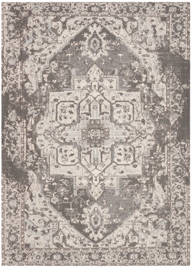 Safavieh Classic Vintage 5'-0" x 8'-0" Rug in Grey
