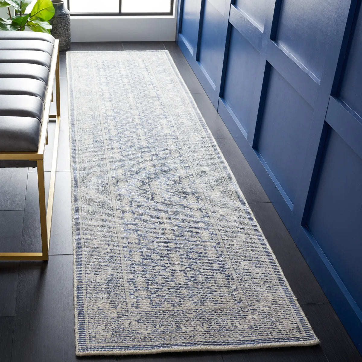 Safavieh Restoration Vintage 2'-3" x 9'-0" Rug in Blue / Ivory