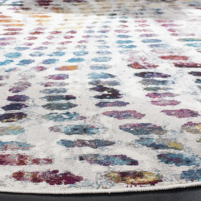 Safavieh Aria 6'-5" x 6'-5" Rug in Cream / Wine
