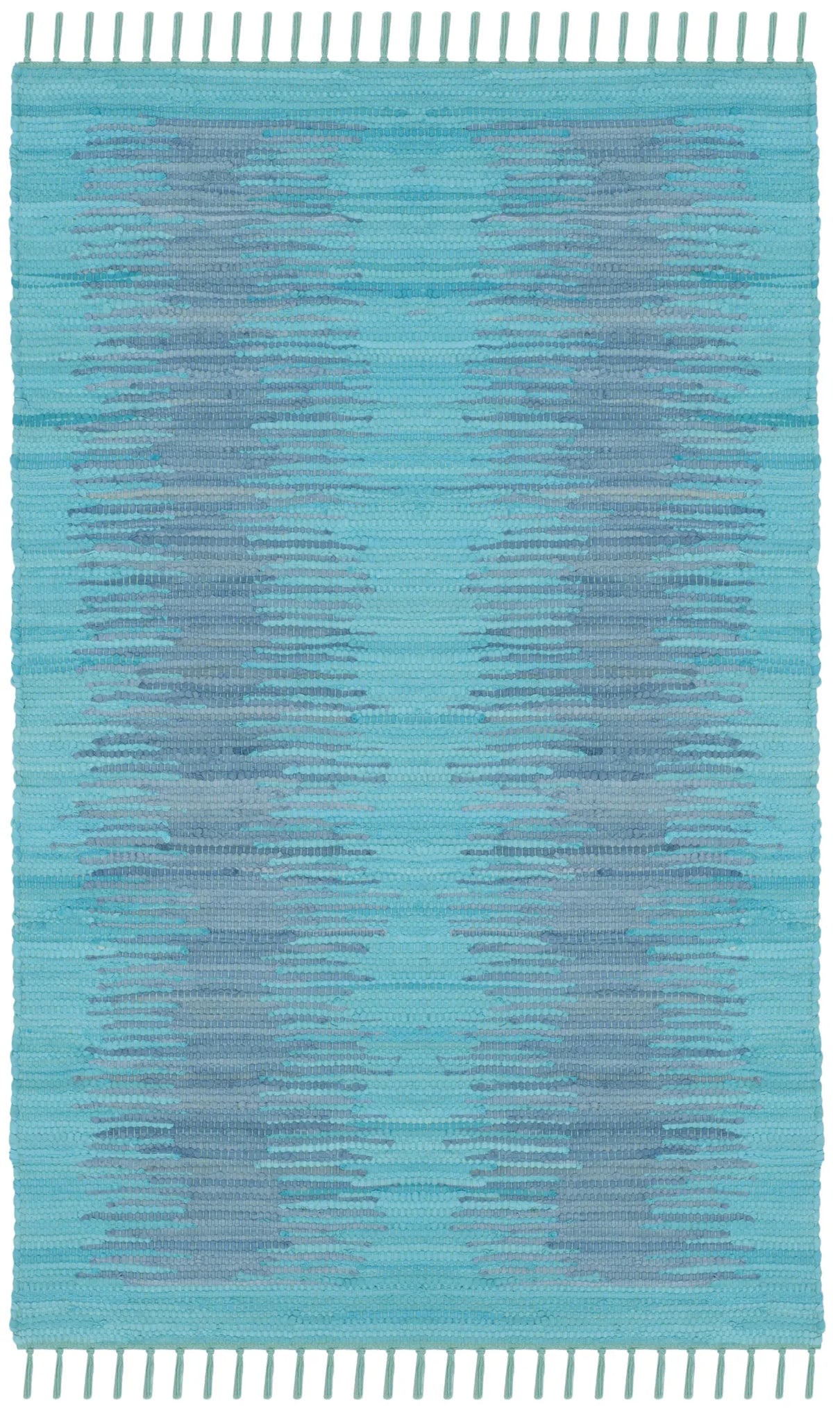 Safavieh Montauk 2'-6" x 4'-0" Rug in Turquoise
