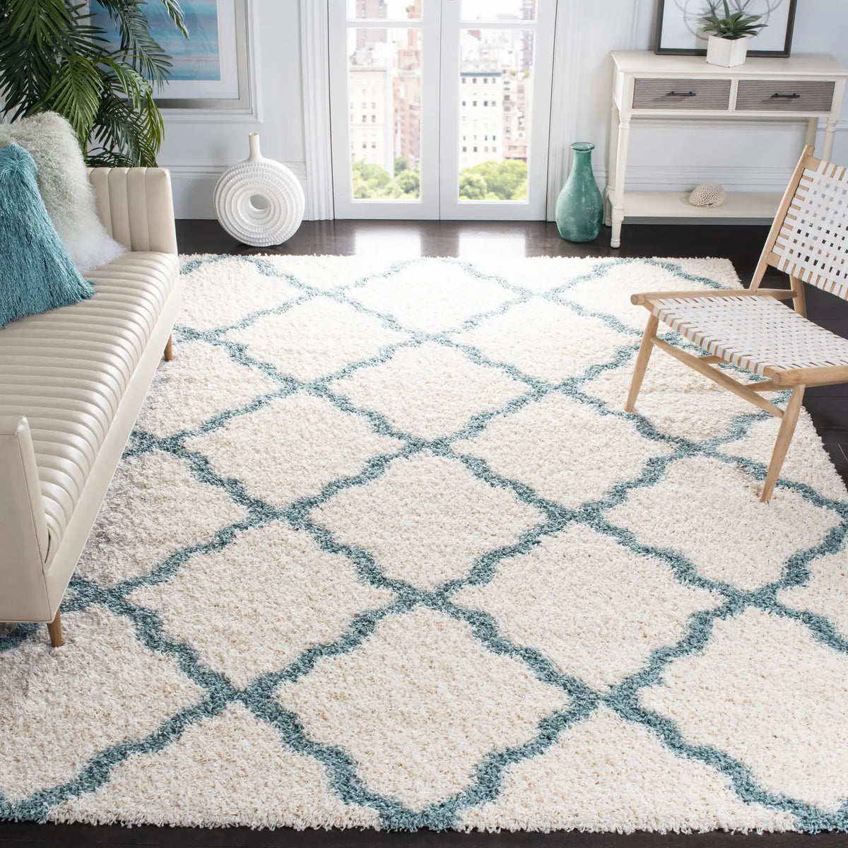 Safavieh Sgd-Dallas Shag 10'-0" x 14'-0" Rug in Ivory / Light Blue