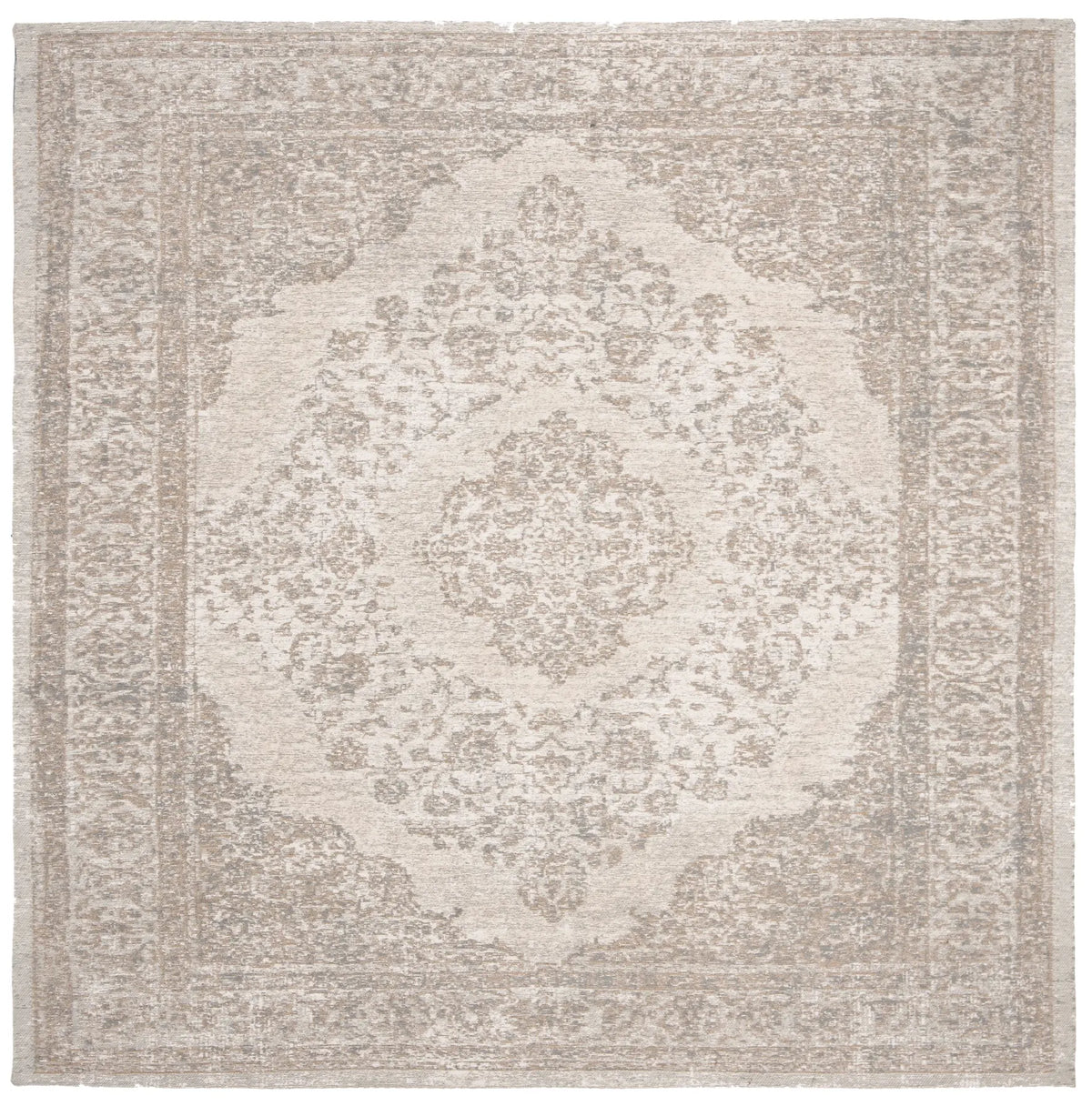 Safavieh Classic Vintage 6'-0" x 6'-0" Rug in Beige