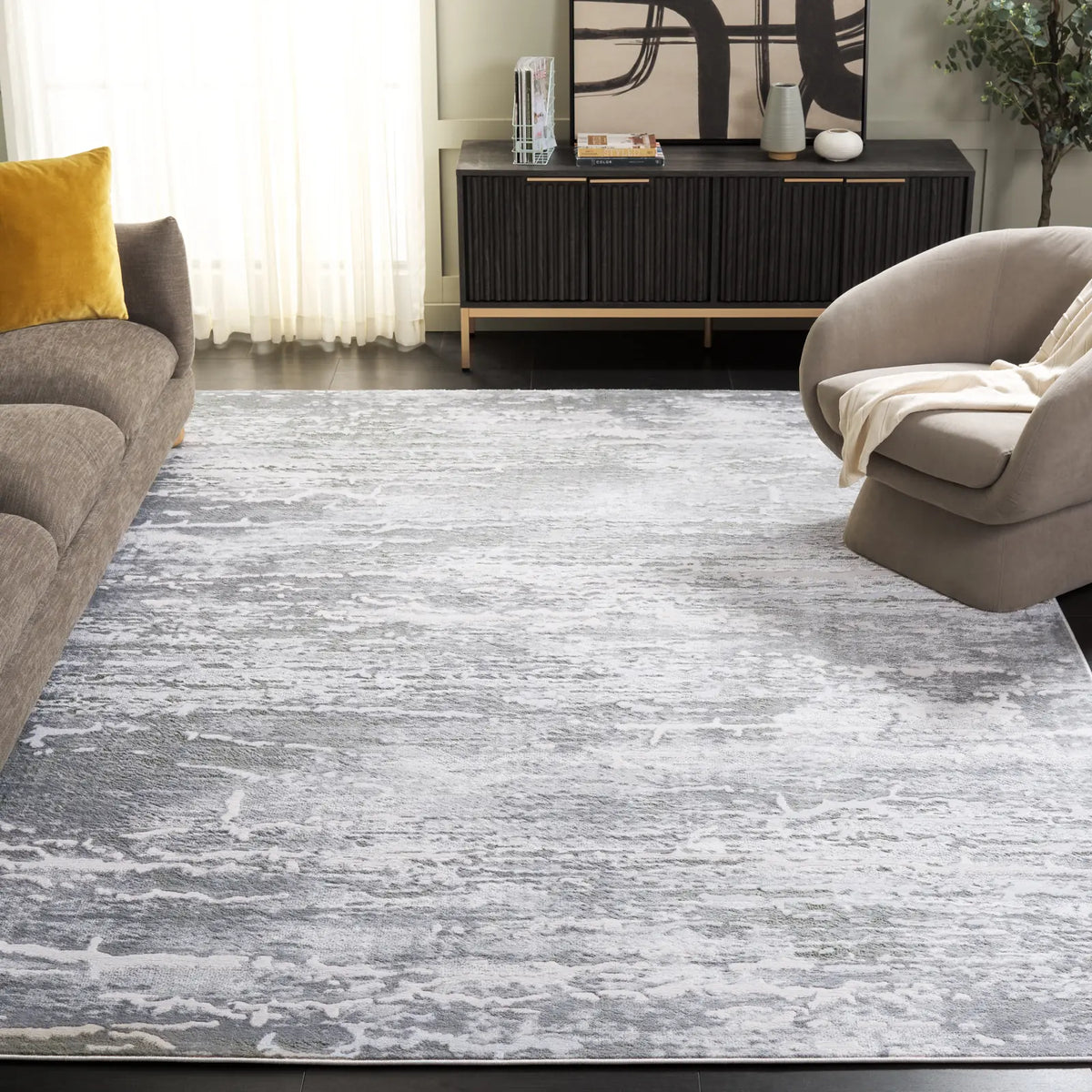 Safavieh Prestige 8'-0" x 10'-0" Rug in Ivory / Light Green