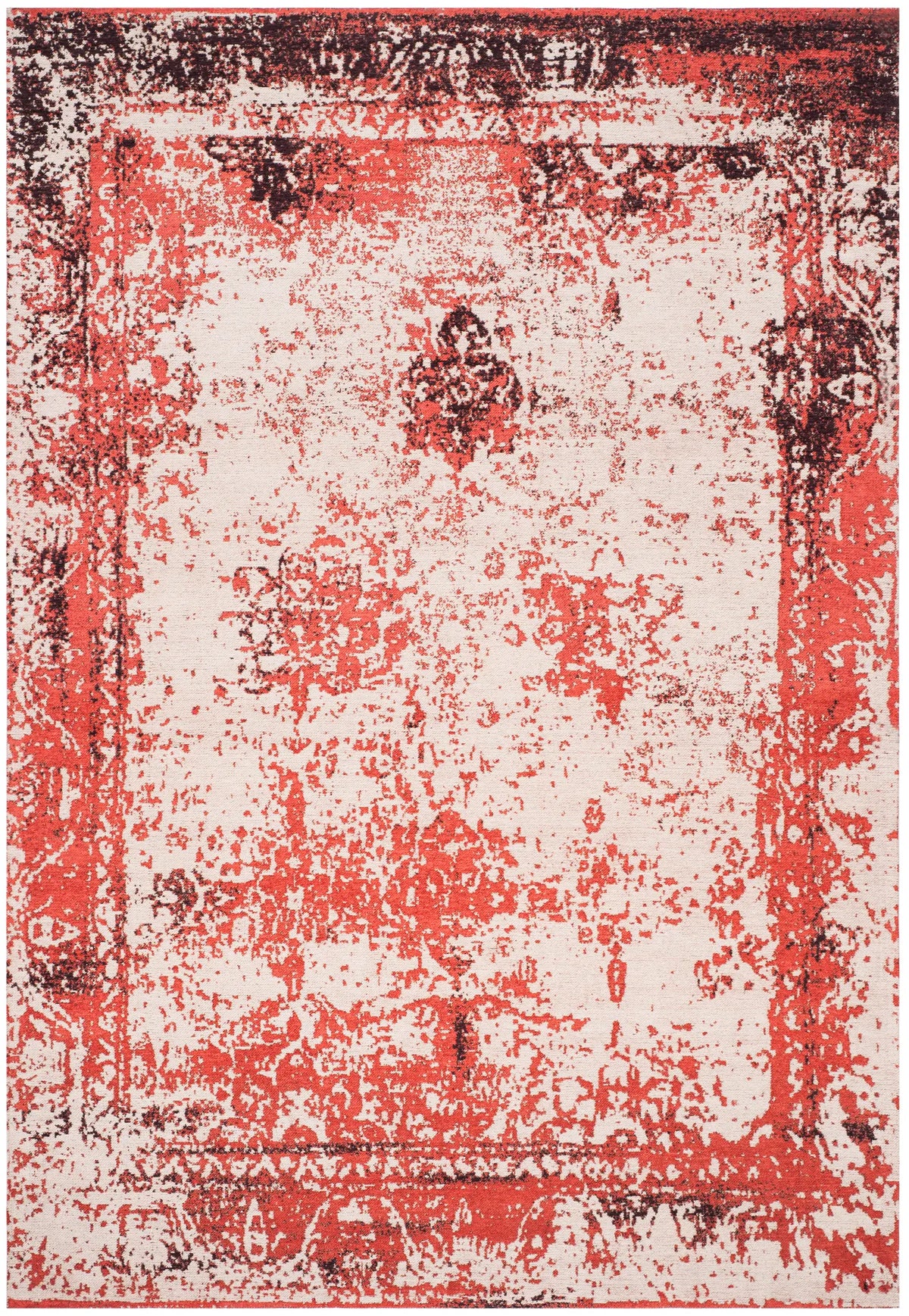 Safavieh Classic Vintage 6'-7" x 9'-2" Rug in Red