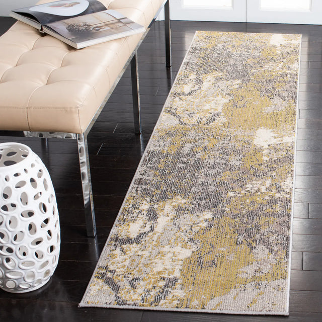 Safavieh Madison 2'-0" x 8'-0" Rug in Ivory / Grey