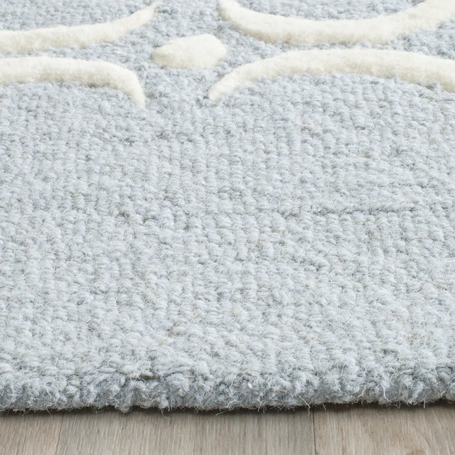 Safavieh Cambridge 2'-6" x 10'-0" Rug in Blue / Ivory